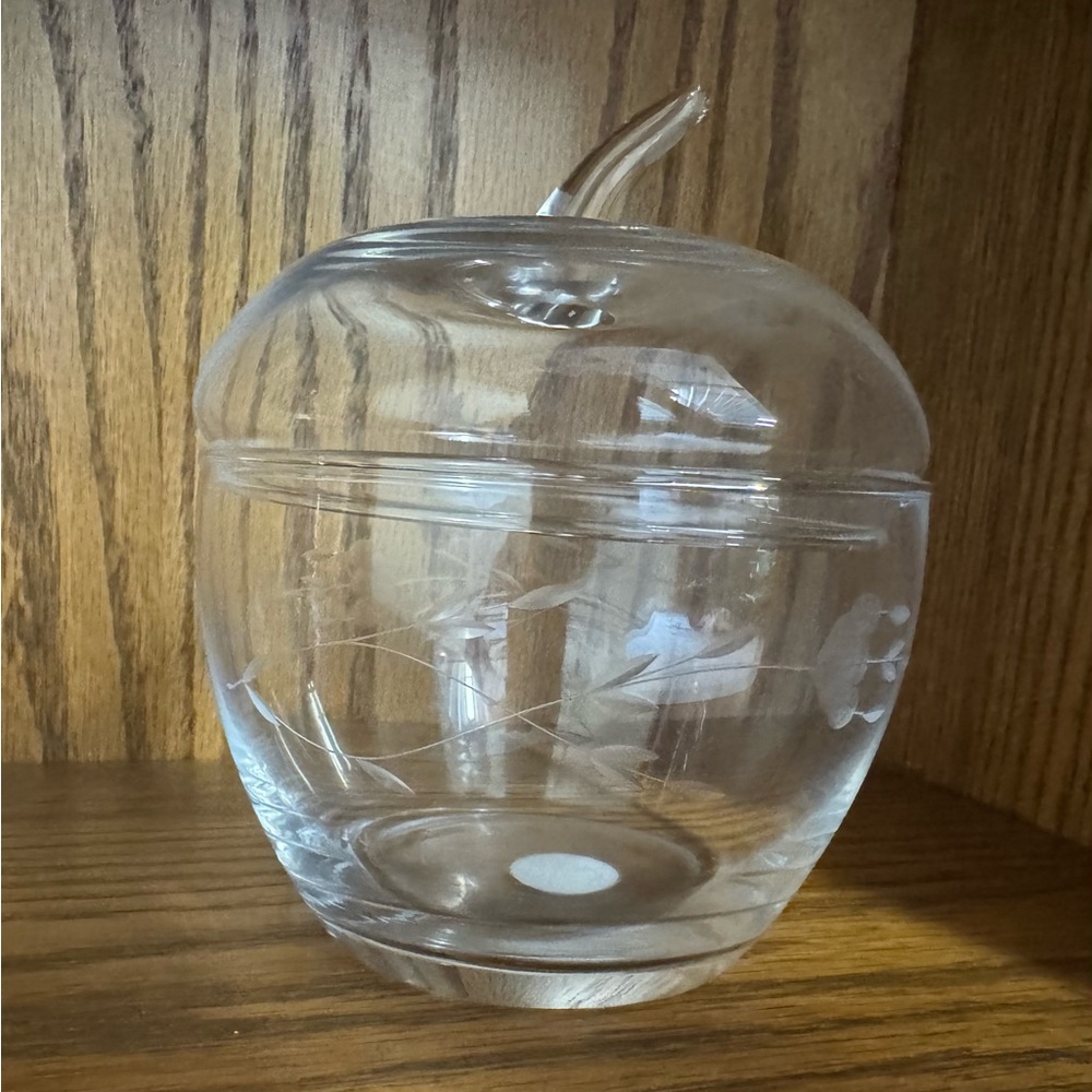 Princess House Heritage Crystal Apple Shaped Dish - Picture 2 of 10